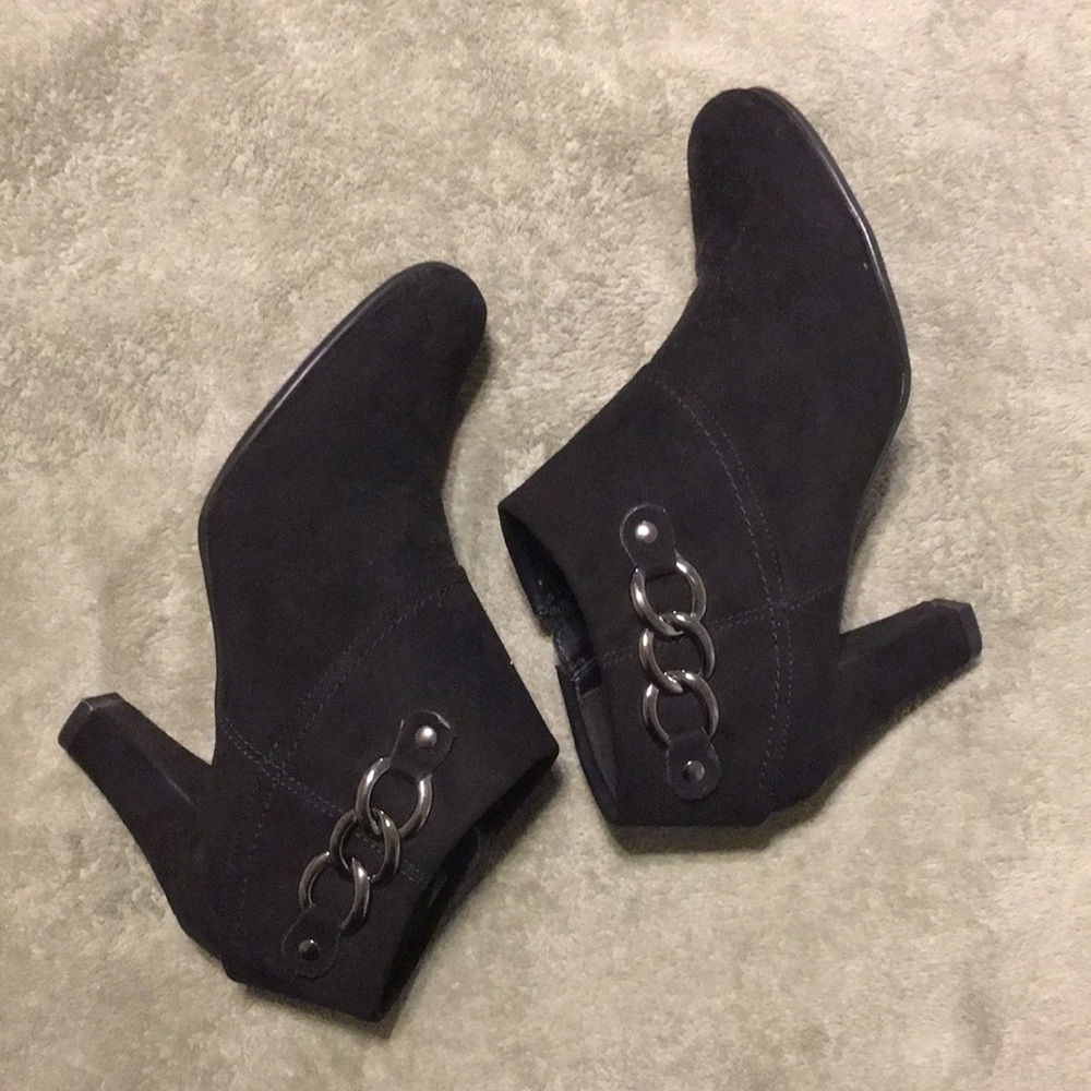 Black Booties w/heel